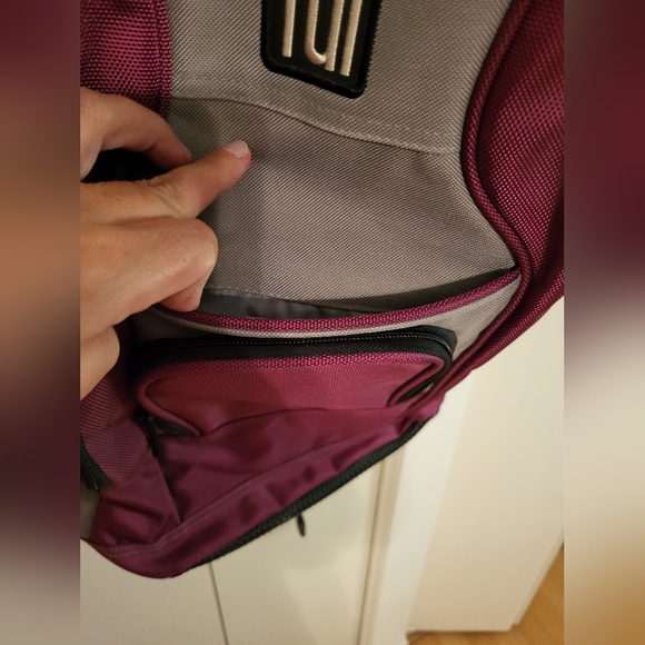 Backpack - Picture 7 of 7